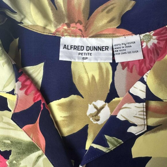 Alfred Dunner Floral Button-Up Blouse Navy Multicolor Size 6P - Picture 3 of 5